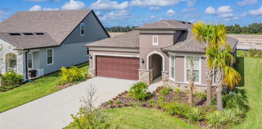 Casa en Wesley Chapel, Florida 3 dormitorios, 195.09 m2 № 1846849