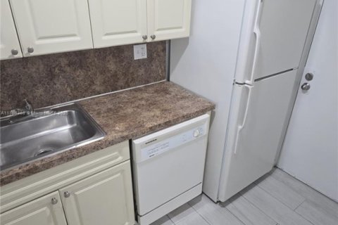 Apartamento en alquiler en Cutler Bay, Florida, 2 dormitorios, 20773.04 m2 № 1931023 - foto 5