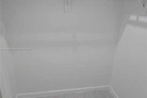 Apartamento en alquiler en Cutler Bay, Florida, 2 dormitorios, 20773.04 m2 № 1931023 - foto 13