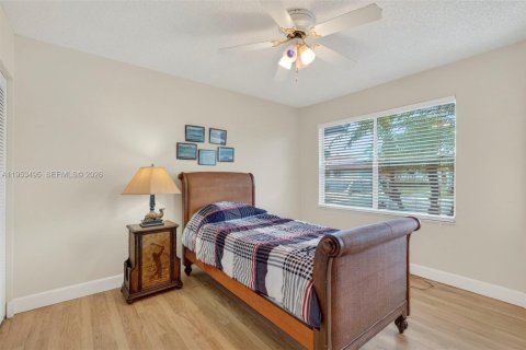 House in Tamarac, Florida 2 bedrooms, 105.72 sq.m. № 2008913 - photo 19