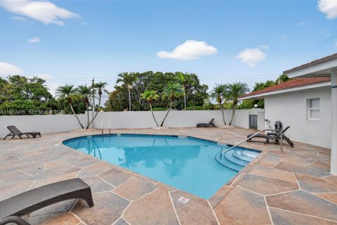 House in Tamarac, Florida 2 bedrooms, 105.72 sq.m. № 2008913 - photo 30