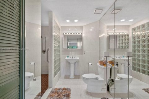 House in Tamarac, Florida 2 bedrooms, 105.72 sq.m. № 2008913 - photo 16