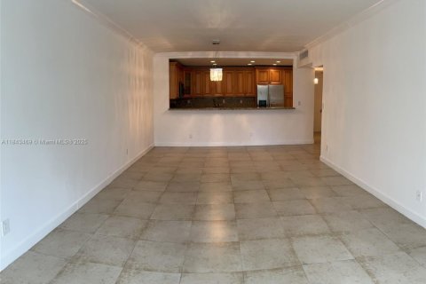 Condominio en venta en Sunny Isles Beach, Florida, 2 dormitorios, 141.68 m2 № 1836456 - foto 16