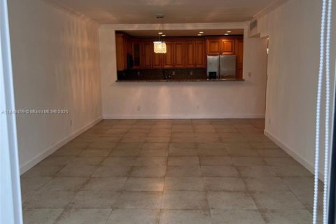Condominio en venta en Sunny Isles Beach, Florida, 2 dormitorios, 141.68 m2 № 1836456 - foto 9