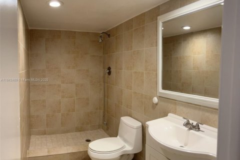 Condominio en venta en Sunny Isles Beach, Florida, 2 dormitorios, 141.68 m2 № 1836456 - foto 27
