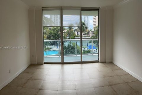 Condominio en venta en Sunny Isles Beach, Florida, 2 dormitorios, 141.68 m2 № 1836456 - foto 4