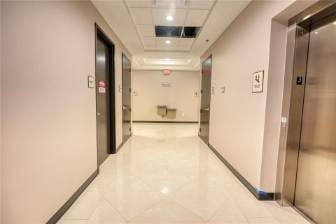 Propiedad comercial en alquiler en Orlando, Florida, 93.46 m2 № 1634960 - foto 16