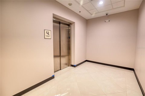 Propiedad comercial en alquiler en Orlando, Florida, 93.46 m2 № 1634960 - foto 15