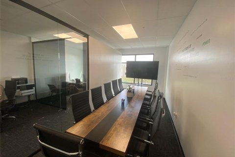 Propiedad comercial en alquiler en Orlando, Florida, 93.46 m2 № 1634960 - foto 8