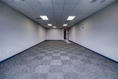 Propiedad comercial en alquiler en Orlando, Florida, 93.46 m2 № 1634960 - foto 11