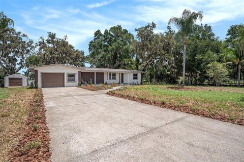 Villa ou maison à vendre à Dover, Floride: 4 chambres, 186.73 m2 № 1770182 - photo 3