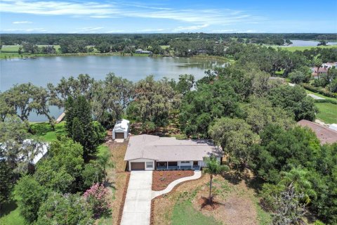 Villa ou maison à vendre à Dover, Floride: 4 chambres, 186.73 m2 № 1770182 - photo 1