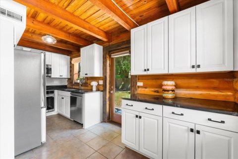 House in Bradenton, Florida 3 bedrooms, 169.08 sq.m. № 1774665 - photo 18