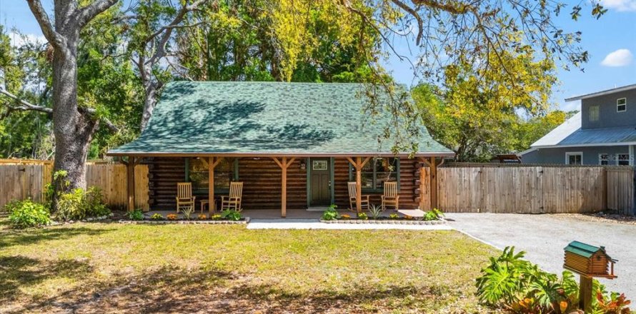 House in Bradenton, Florida 3 bedrooms, 169.08 sq.m. № 1774665