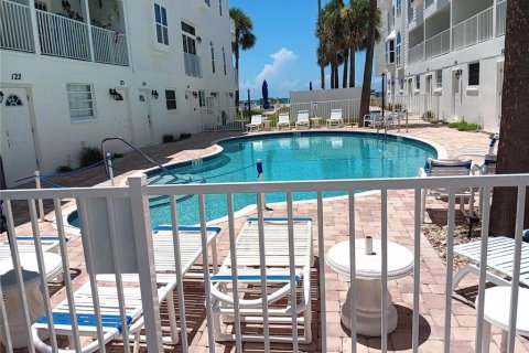 Adosado en venta en Redington Shores, Florida, 2 dormitorios, 114.92 m2 № 1908533 - foto 29