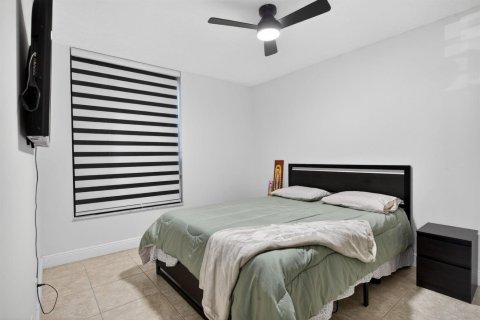 Condo in Tamarac, Florida, 2 bedrooms № 2252603 - photo 20