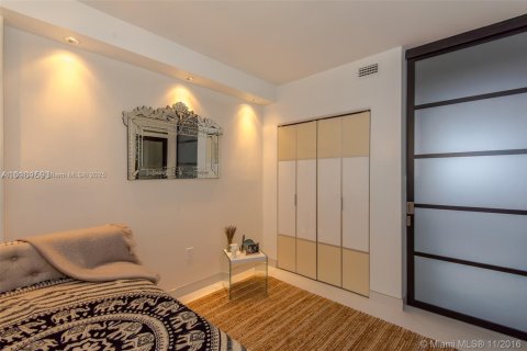 Condominio en alquiler en Sunny Isles Beach, Florida, 2 dormitorios, 141.68 m2 № 1979340 - foto 23