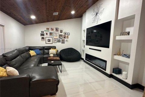 Villa ou maison à vendre à Davie, Floride: 4 chambres, 252.14 m2 № 2084936 - photo 10