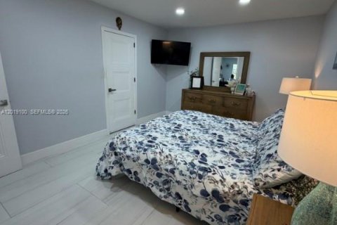 Villa ou maison à vendre à Davie, Floride: 4 chambres, 252.14 m2 № 2084936 - photo 30