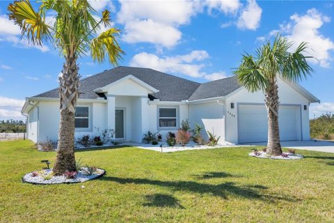 Villa ou maison à louer à Indian lake estates, Floride: 3 chambres, 161.28 m2 № 2409912 - photo 2