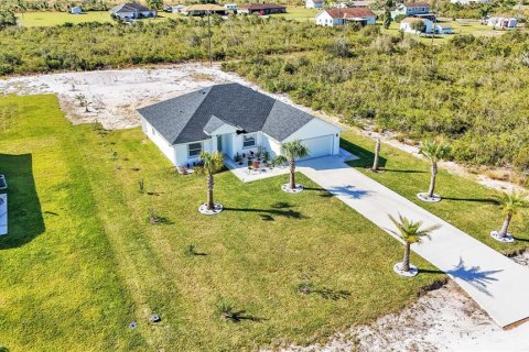 Villa ou maison à louer à Indian lake estates, Floride: 3 chambres, 161.28 m2 № 2409912 - photo 4