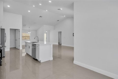 Villa ou maison à louer à Indian lake estates, Floride: 3 chambres, 161.28 m2 № 2409912 - photo 16