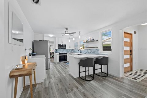 Villa ou maison à vendre à Longboat Key, Floride: 5 chambres, 252.32 m2 № 1719498 - photo 7