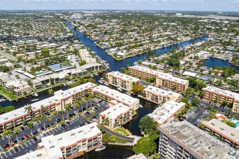 Copropriété à vendre à Pompano Beach, Floride: 2 chambres, 99.41 m2 № 2000269 - photo 22