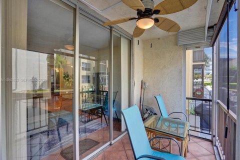 Copropriété à vendre à Pompano Beach, Floride: 2 chambres, 99.41 m2 № 2000269 - photo 6