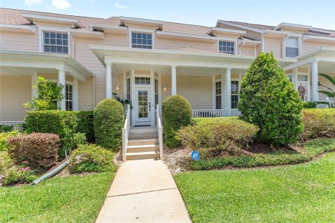 Townhouse in Clermont, Florida 3 bedrooms, 224.92 sq.m. № 1758115 - photo 4
