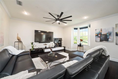 Townhouse in Clermont, Florida 3 bedrooms, 224.92 sq.m. № 1758115 - photo 11