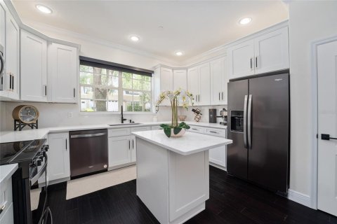 Townhouse in Clermont, Florida 3 bedrooms, 224.92 sq.m. № 1758115 - photo 21