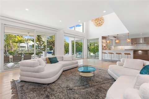 Villa ou maison à vendre à Key Biscayne, Floride: 6 chambres, 576.74 m2 № 2145698 - photo 13