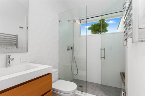 Villa ou maison à vendre à Key Biscayne, Floride: 6 chambres, 576.74 m2 № 2145698 - photo 29