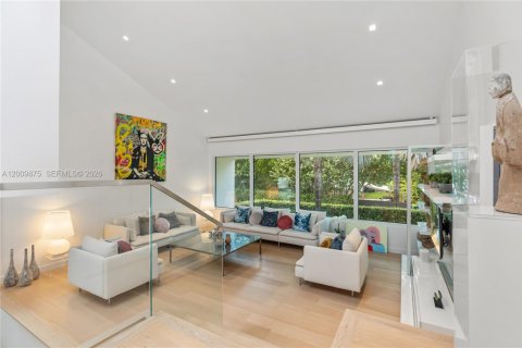 Villa ou maison à vendre à Key Biscayne, Floride: 6 chambres, 576.74 m2 № 2145698 - photo 19