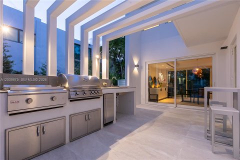 Villa ou maison à vendre à Key Biscayne, Floride: 6 chambres, 576.74 m2 № 2145698 - photo 11