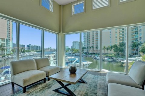 Condominio en venta en Aventura, Florida, 74.32 m2 № 1986122 - foto 27