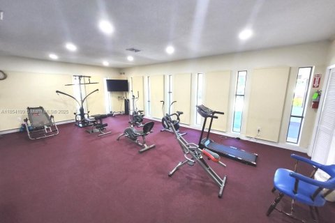Condo in Miami, Florida, 2 bedrooms  № 1871995 - photo 20