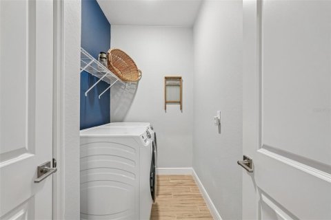 Купить виллу или дом в Порт-Шарлотт, Флорида 12 комнат, 182.27м2, № 2358080 - фото 16