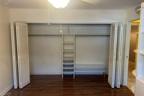 Copropriété à louer à Saint Petersburg, Floride: 1 chambre, 60.85 m2 № 2150573 - photo 11