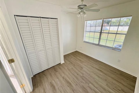 Casa en venta en Spring Hill, Florida, 3 dormitorios, 122.17 m2 № 1917013 - foto 14