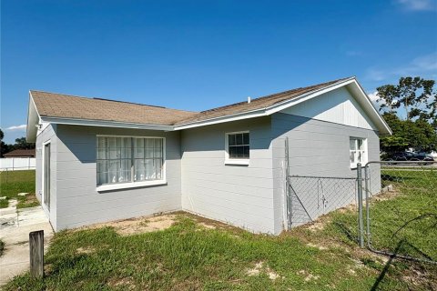 Casa en venta en Spring Hill, Florida, 3 dormitorios, 122.17 m2 № 1917013 - foto 3