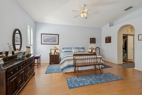 House in Tarpon Springs, Florida 4 bedrooms, 291.43 sq.m. № 2234546 - photo 26