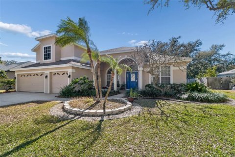House in Tarpon Springs, Florida 4 bedrooms, 291.43 sq.m. № 2234546 - photo 2