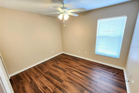 Casa en alquiler en Valrico, Florida, 3 dormitorios, 117.89 m2 № 1880890 - foto 7
