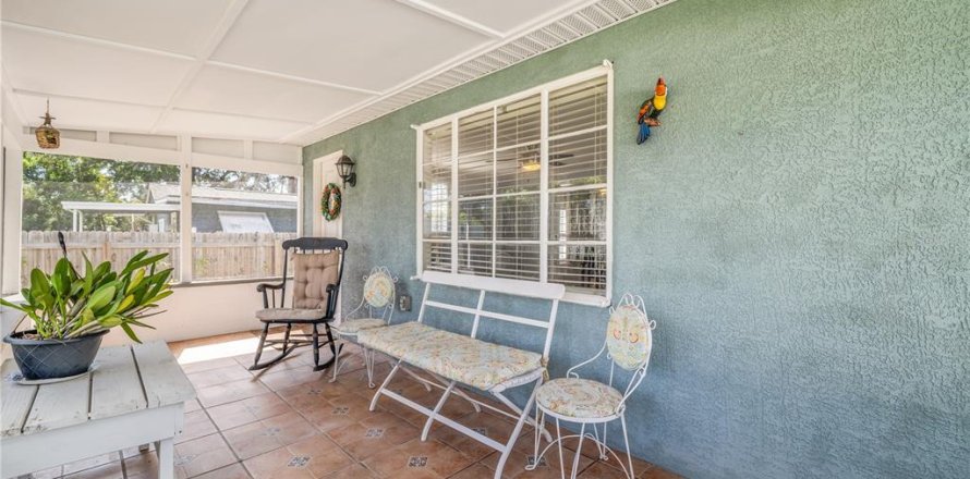 Casa en Saint Petersburg, Florida 2 dormitorios, 80.27 m2 № 2303151