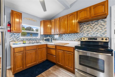 Casa en venta en Saint Petersburg, Florida, 2 dormitorios, 80.27 m2 № 2303151 - foto 11