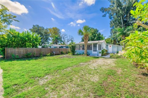 Casa en venta en Saint Petersburg, Florida, 2 dormitorios, 80.27 m2 № 2303151 - foto 29