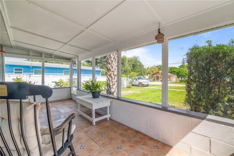 Casa en venta en Saint Petersburg, Florida, 2 dormitorios, 80.27 m2 № 2303151 - foto 27