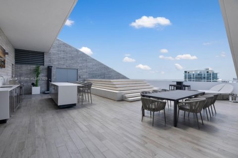 Copropriété à louer à Miami, Floride: 4 chambres, 335.01 m2 № 1801165 - photo 25